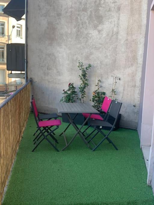 La Terrasse Urbaine Epinal Apartment Bagian luar foto